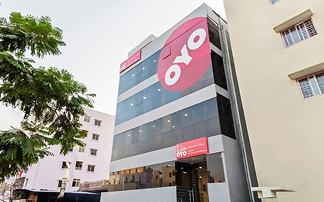 OYO Flagship Hotel